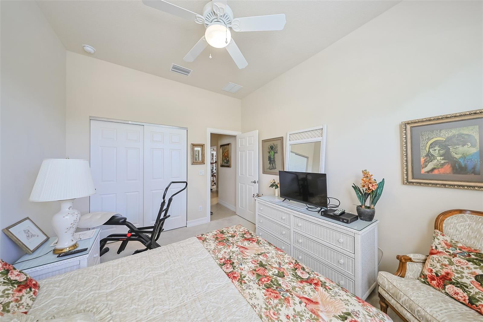 15948 Cobble Mill Dr Property Photo 14