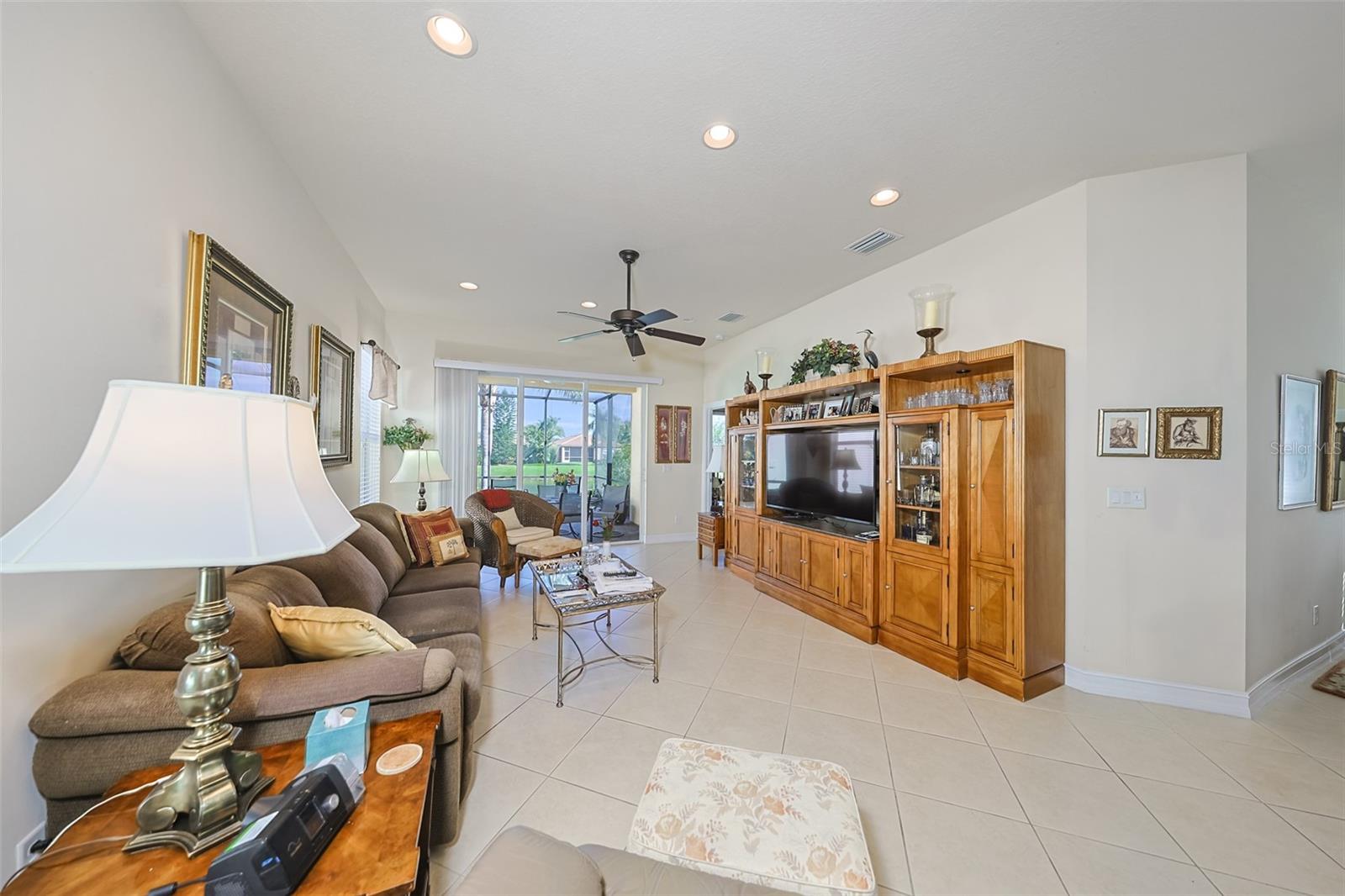 15948 Cobble Mill Dr Property Photo 27