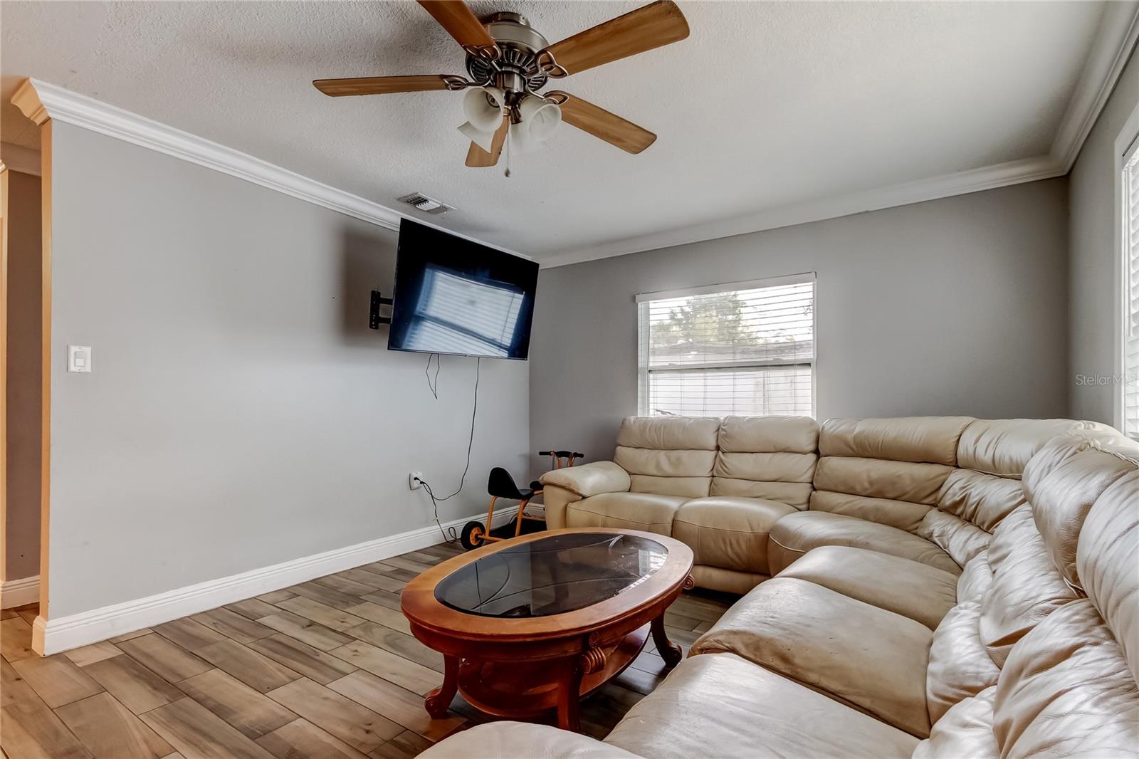4532 Devonshire Rd Property Photo 4