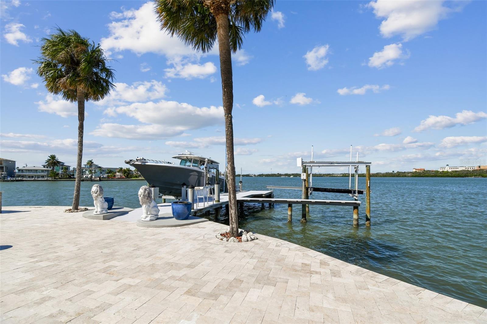 582 Johns Pass Ave Property Photo 98