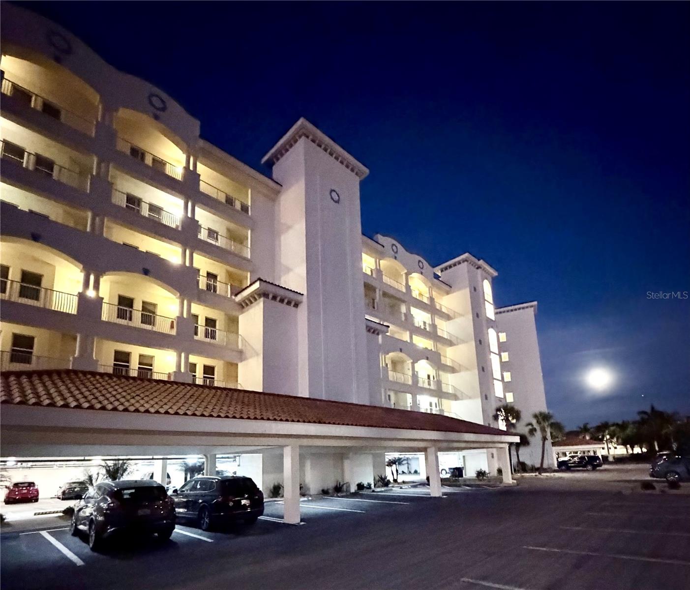 17735 Gulf Blvd #304 Property Photo 3