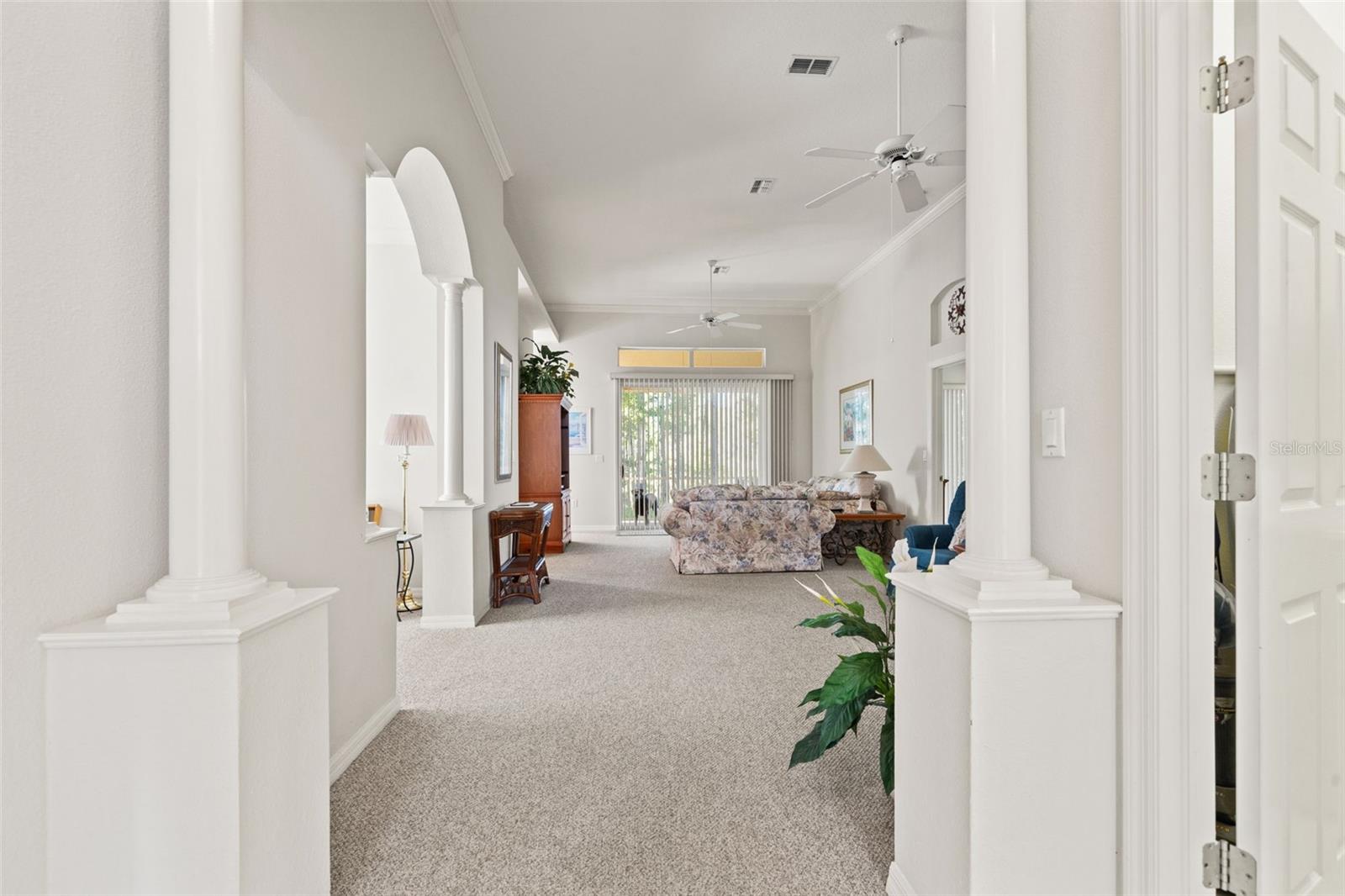 10199 Holly Berry Dr Property Photo 5