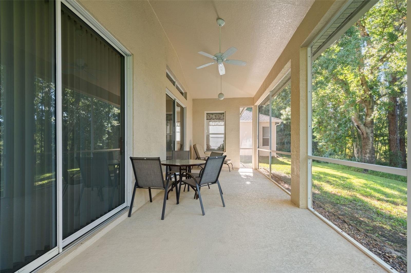 10199 Holly Berry Dr Property Photo 32