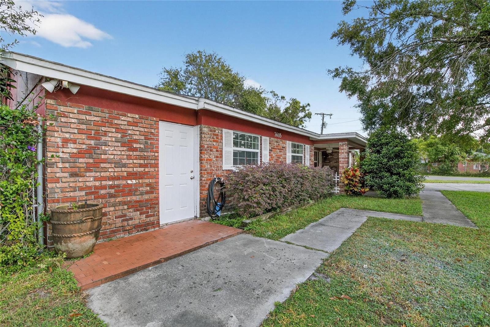3605 W Flora St Property Photo 8