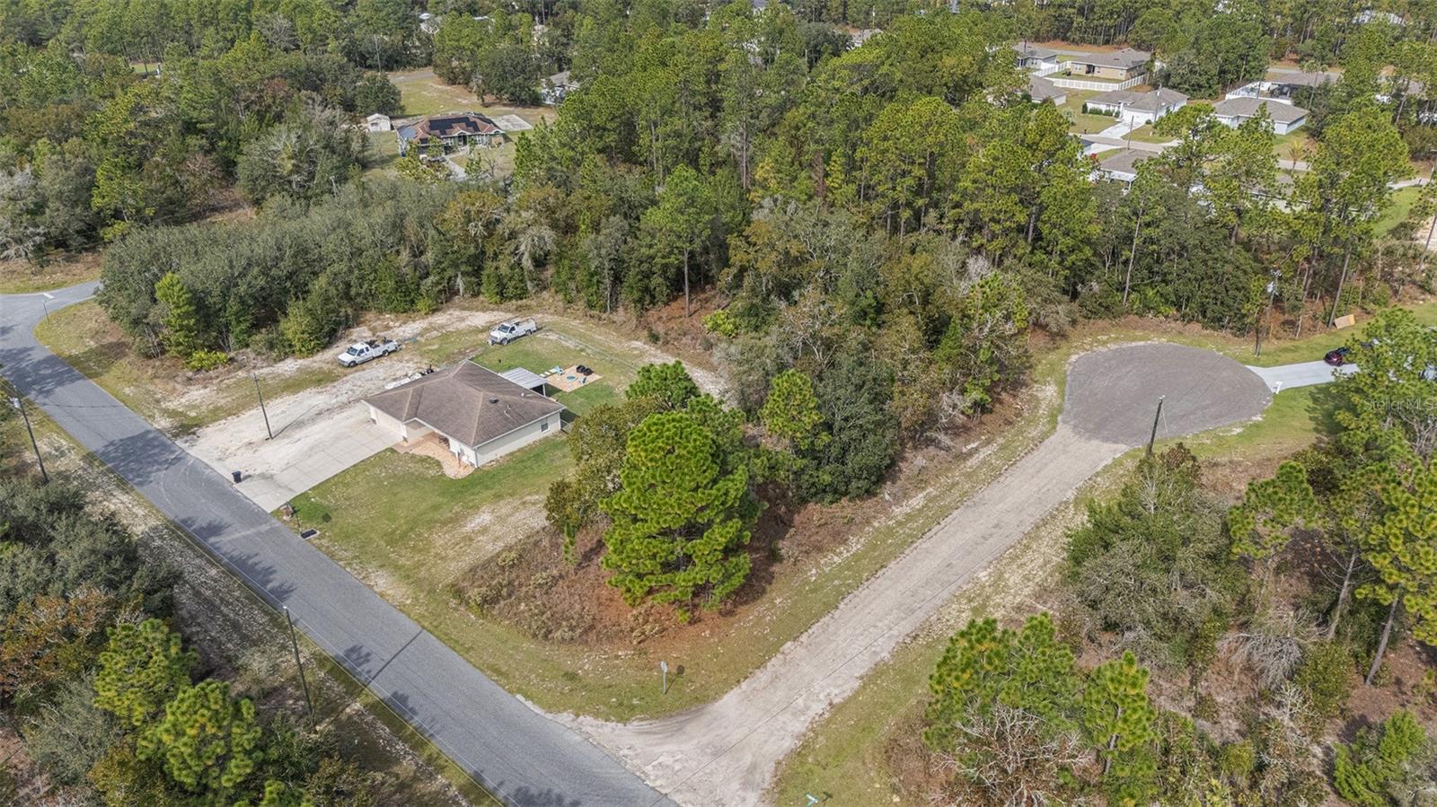 1541 W Riley Dr Property Photo 4
