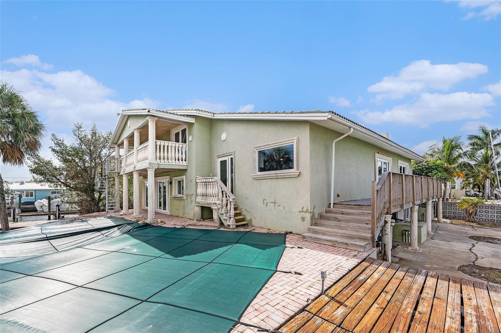5903 Bimini Way N Property Photo 4