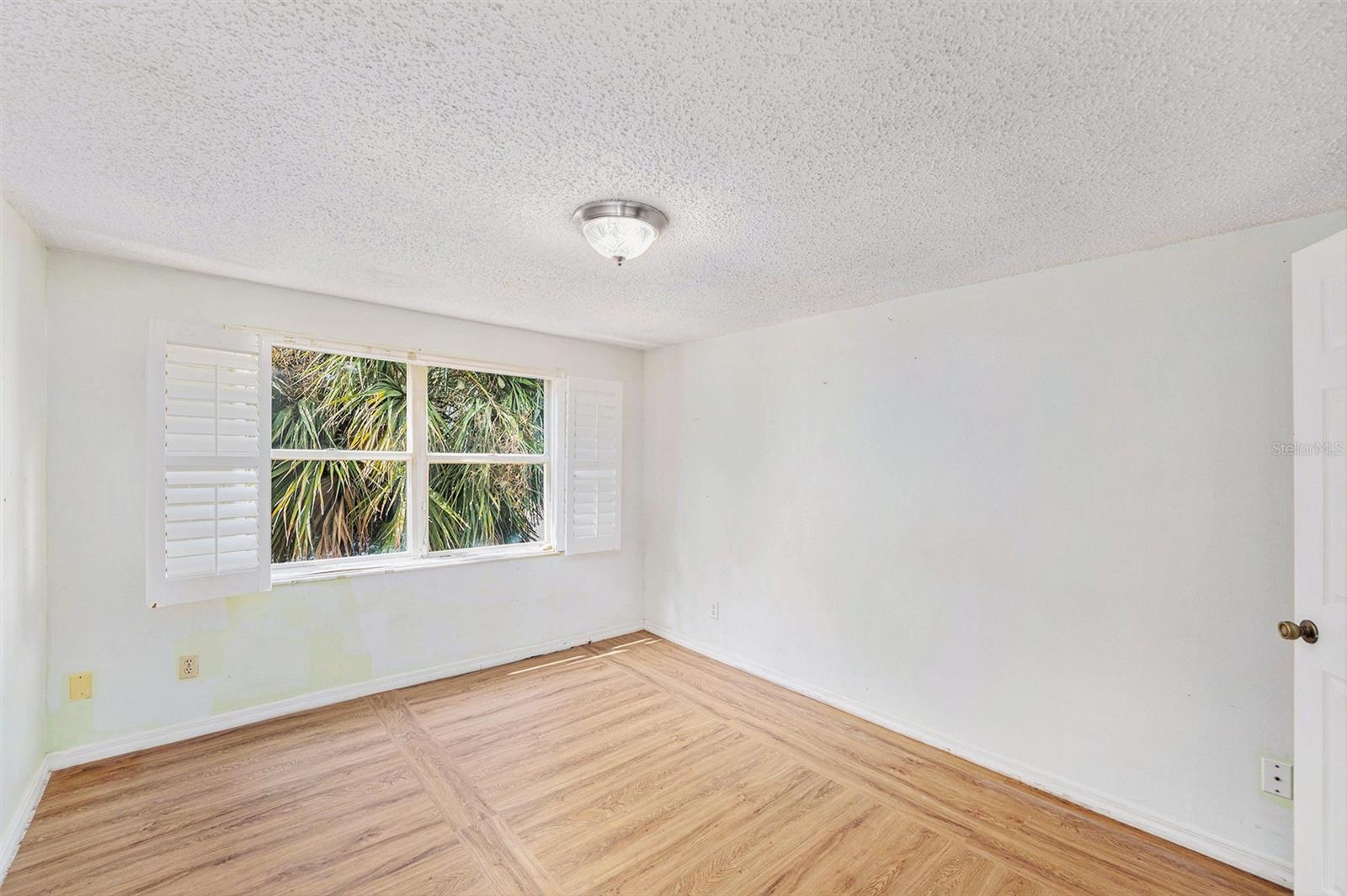 5903 Bimini Way N Property Photo 28