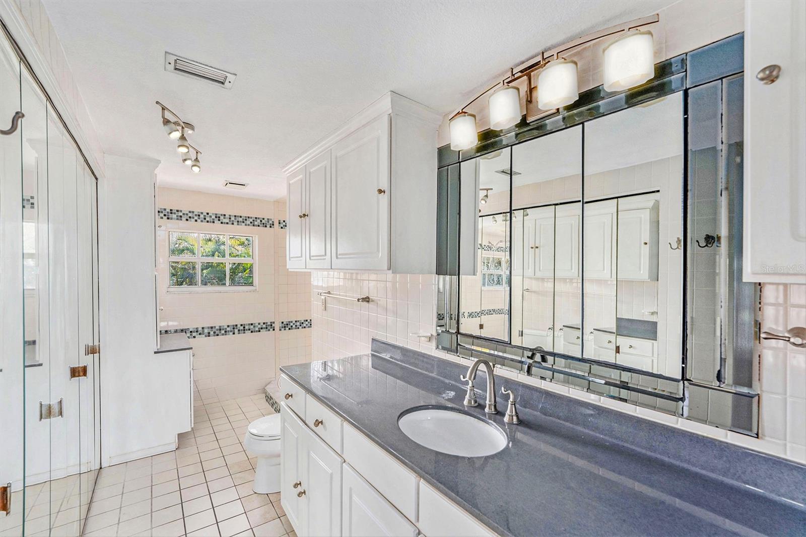 5903 Bimini Way N Property Photo 32