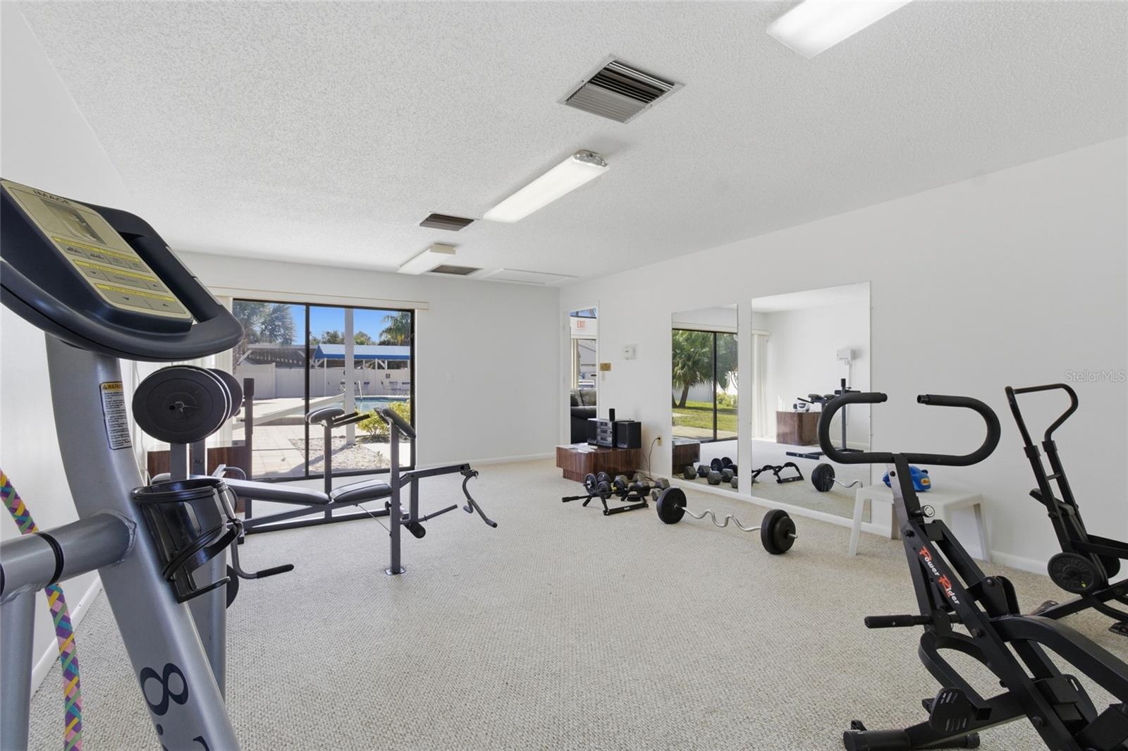 2701 Countryside Blvd #102 Property Photo 7