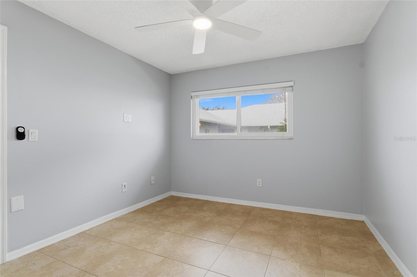 2701 Countryside Blvd #102 Property Photo 28