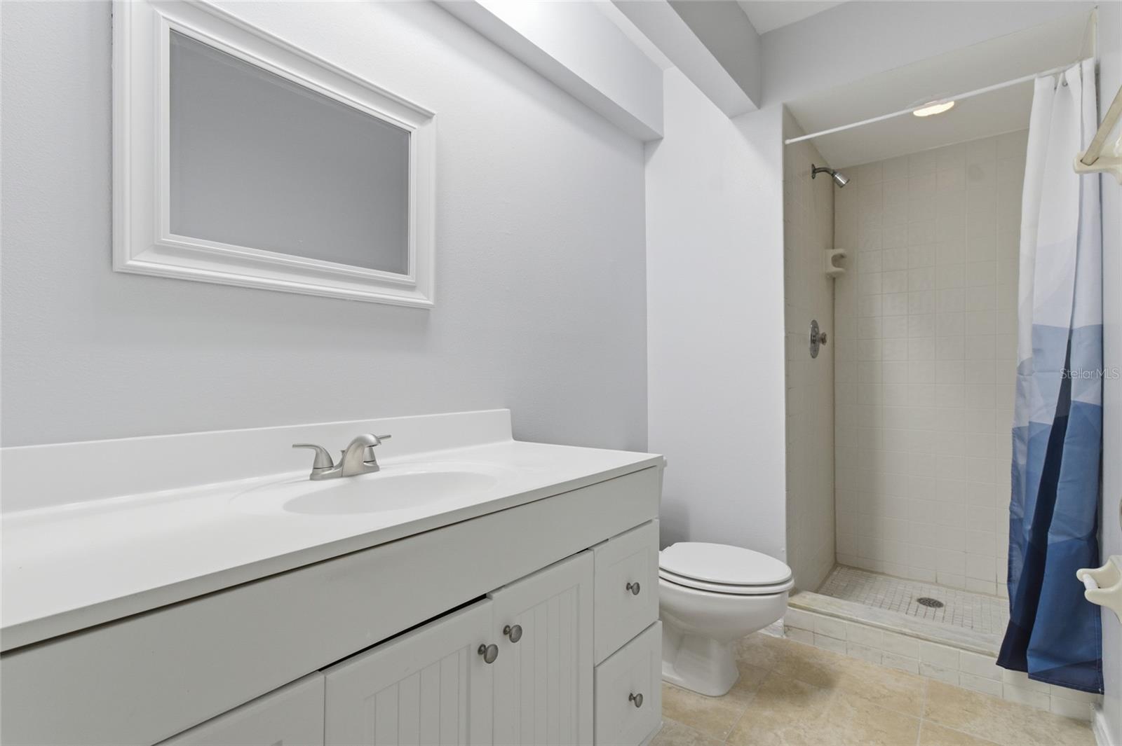 2701 Countryside Blvd #102 Property Photo 30