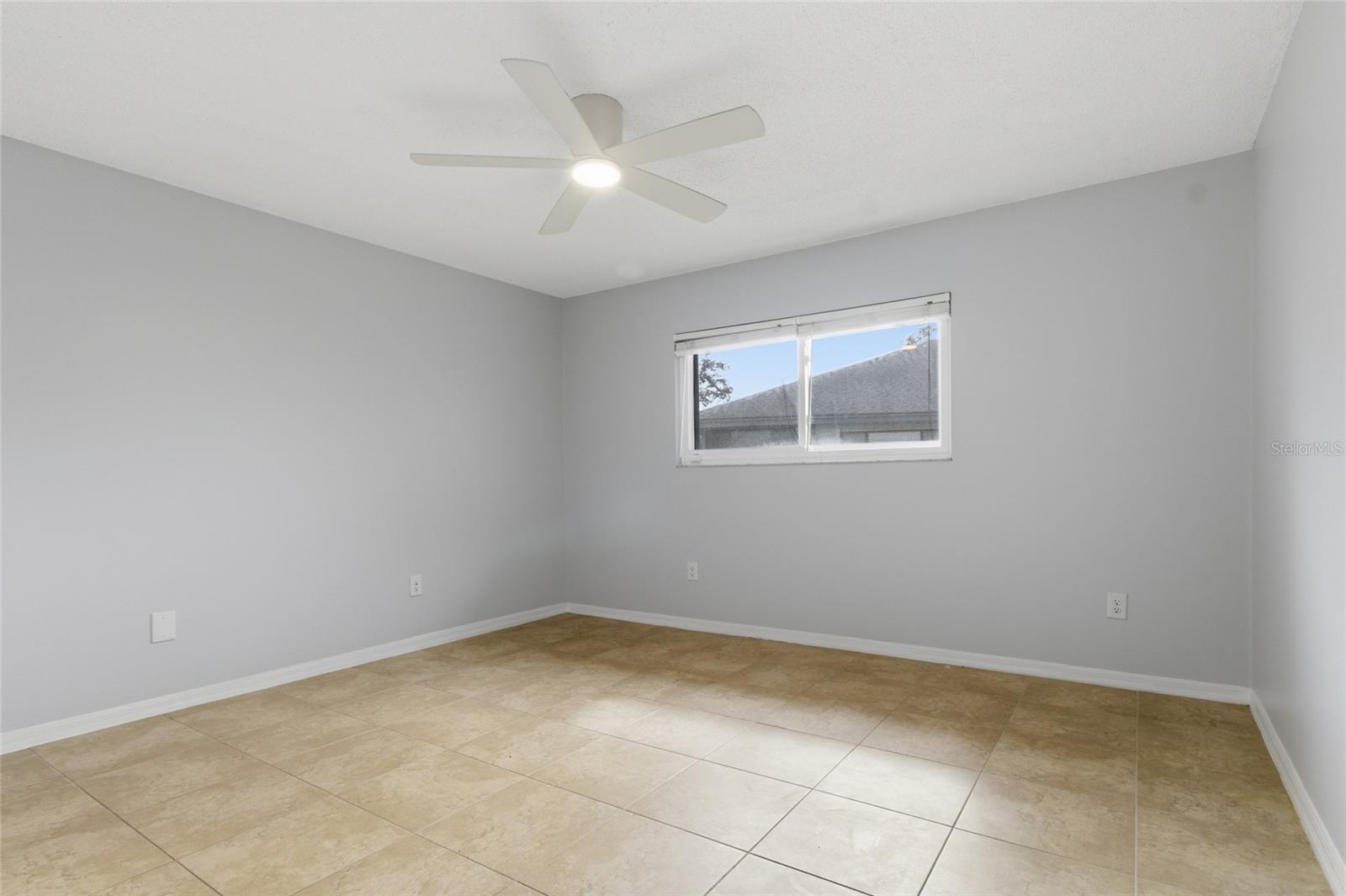 2701 Countryside Blvd #102 Property Photo 32