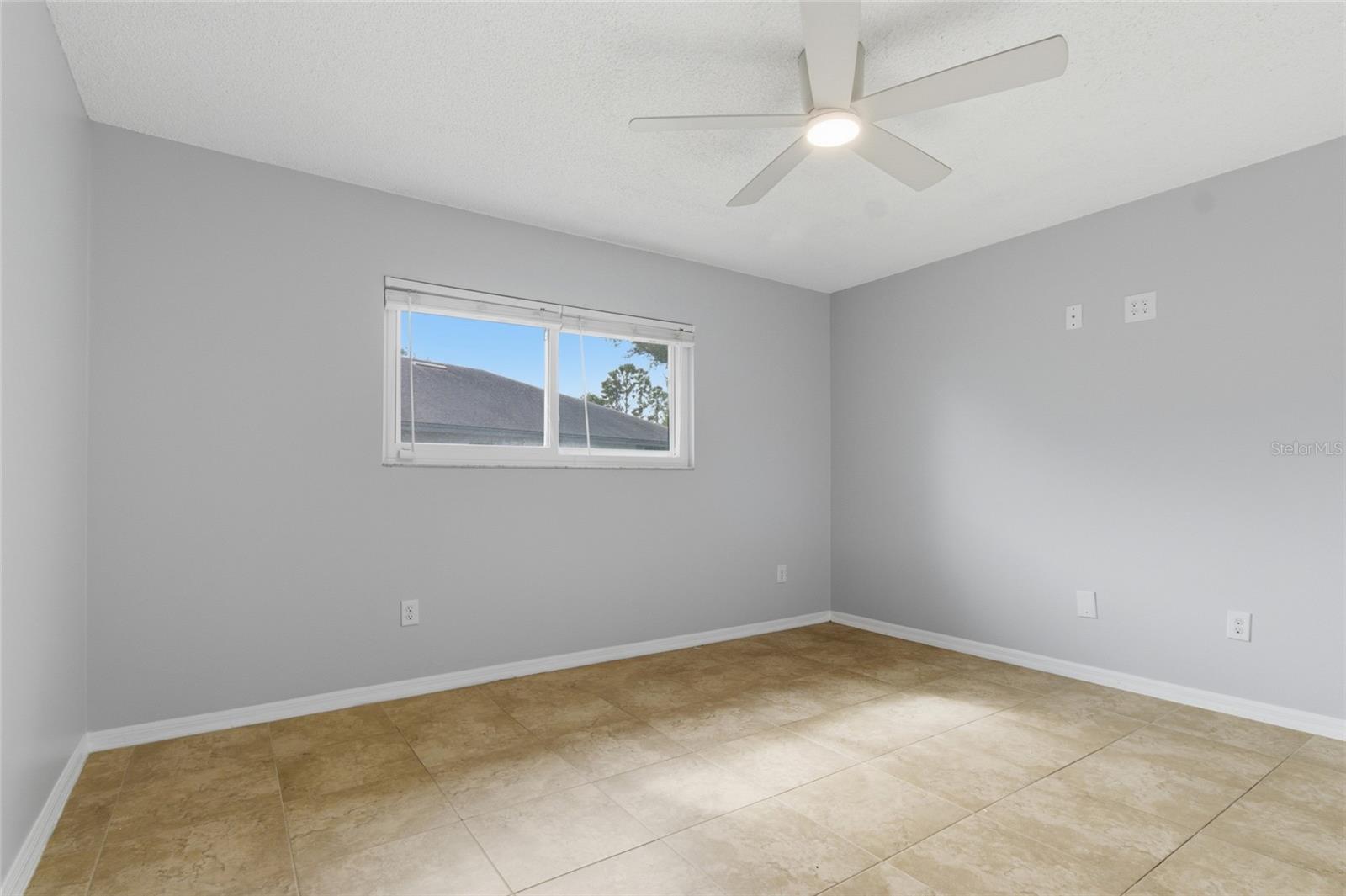 2701 Countryside Blvd #102 Property Photo 35