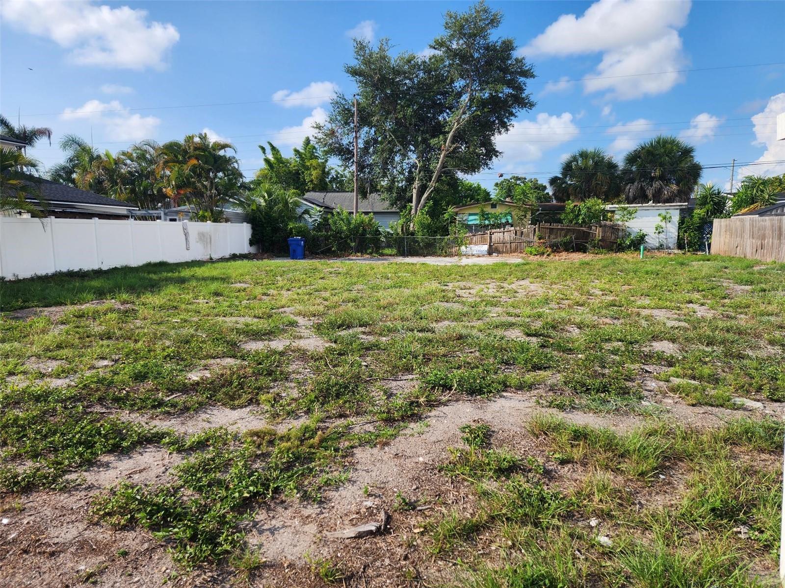 1748 31st Ave N Property Photo 2