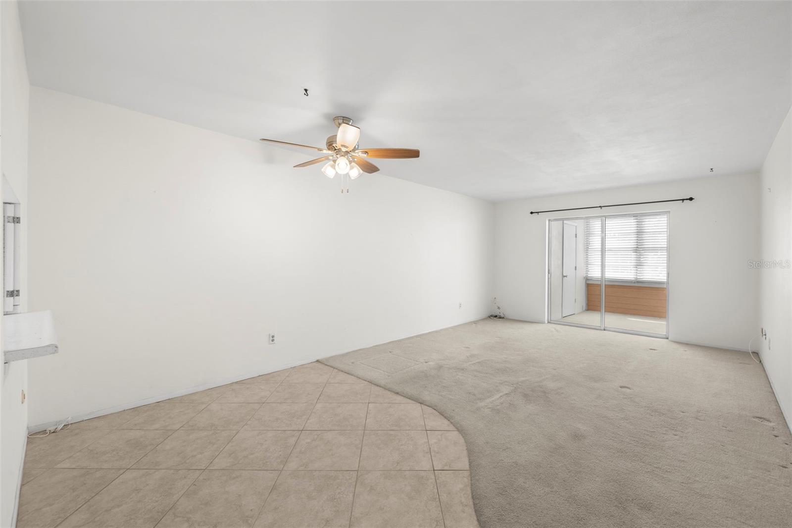 400 Glennes Ln #206 Property Photo 5
