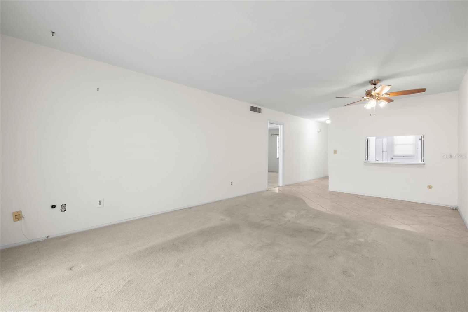 400 Glennes Ln #206 Property Photo 7