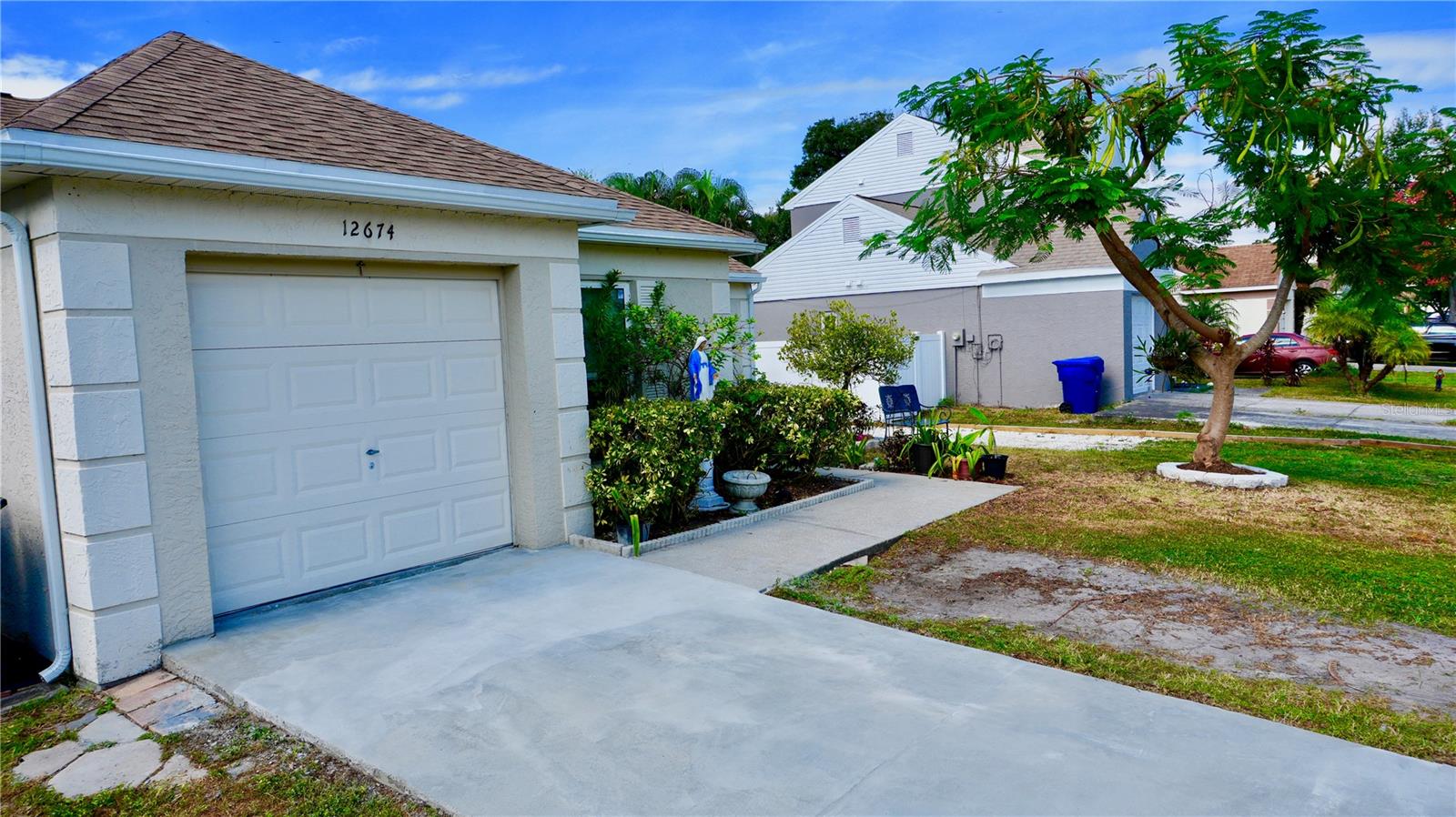 12674 Gorda Cir E Property Photo 4