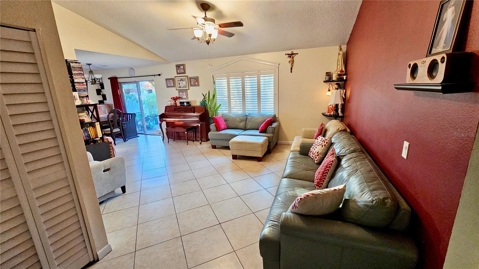 12674 Gorda Cir E Property Photo 8