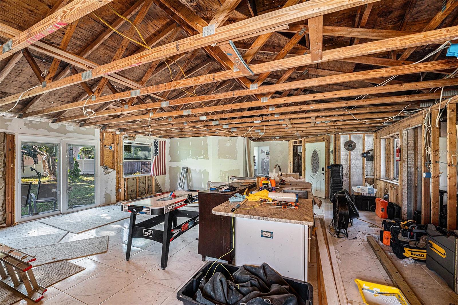 645 Timber Bay Cir E Property Photo 10