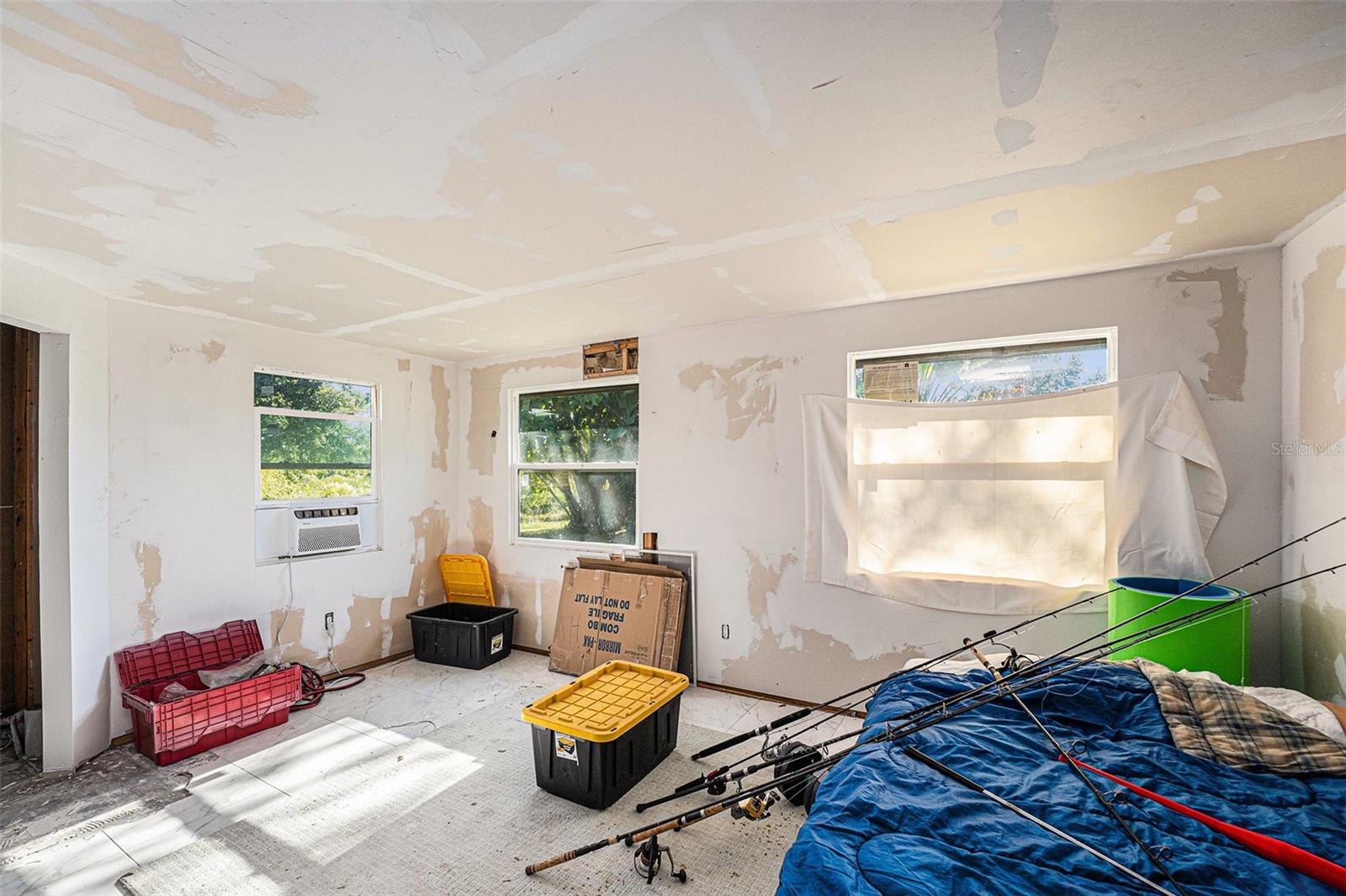 645 Timber Bay Cir E Property Photo 17