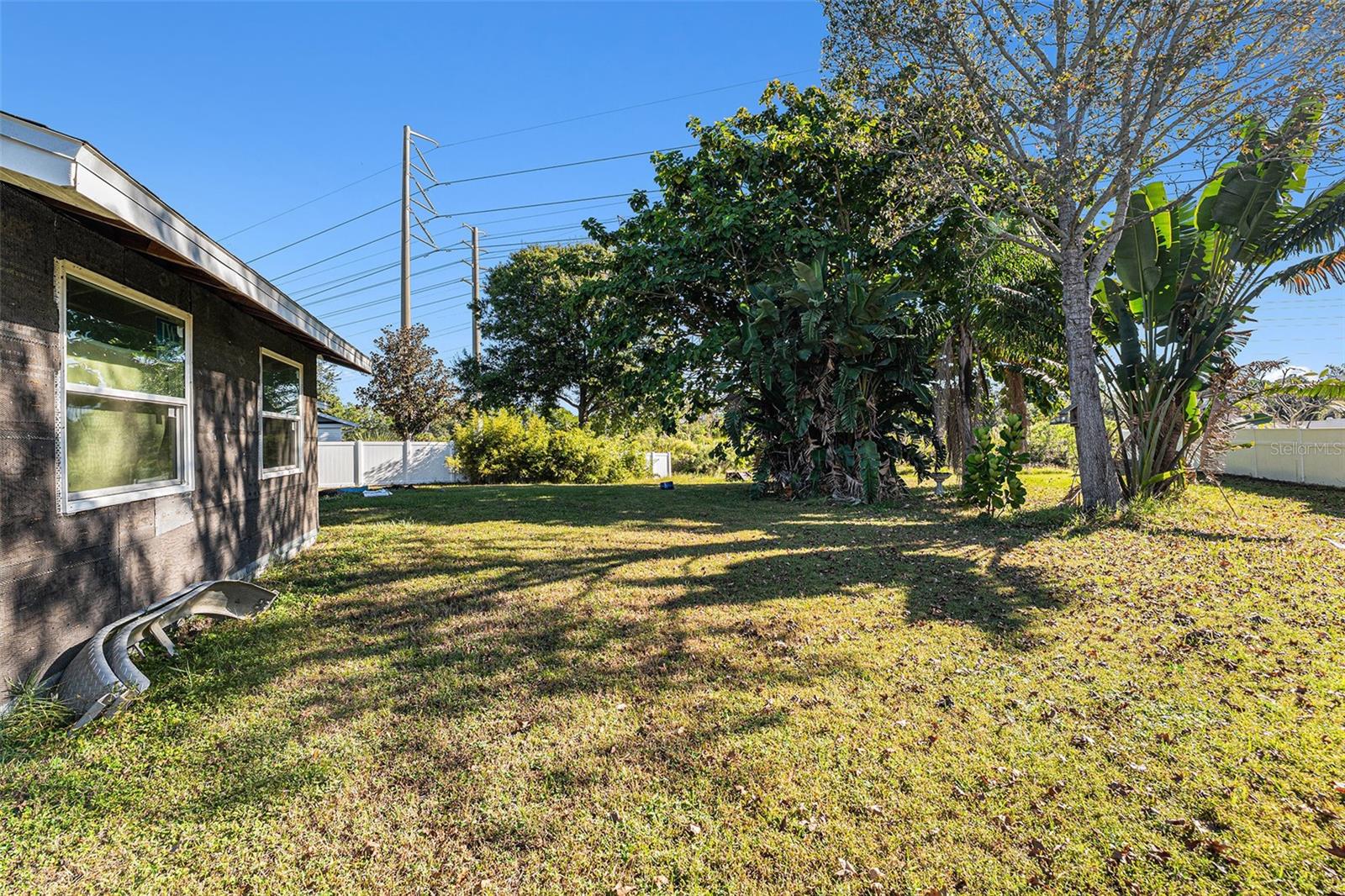 645 Timber Bay Cir E Property Photo 26