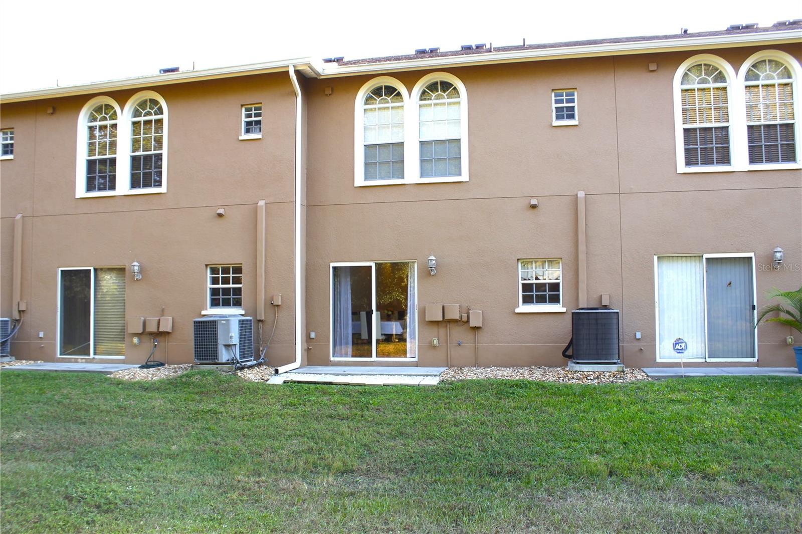 314 Summer Clouds Pl Property Photo 5