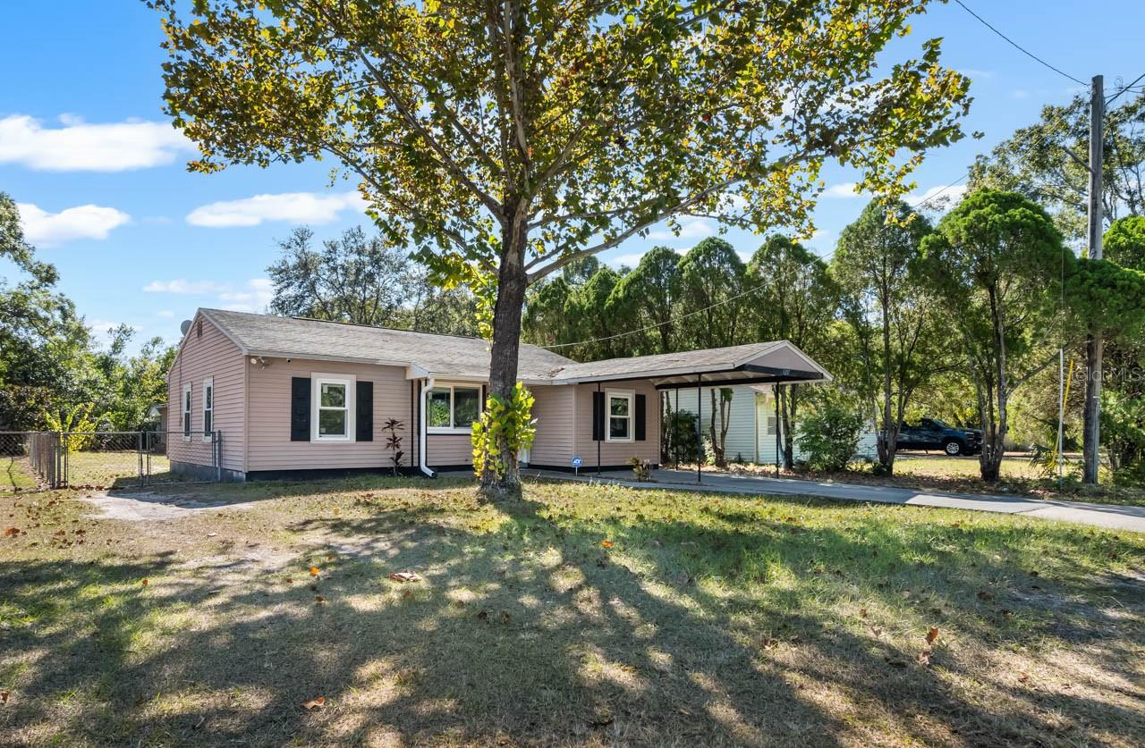 1217 Lambright St Property Photo 12