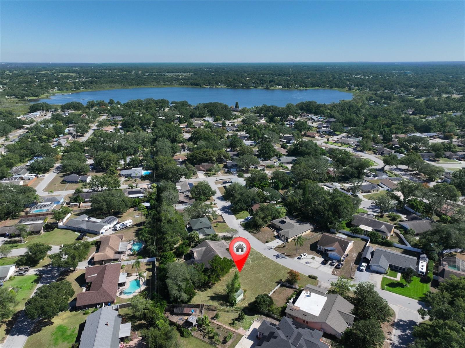 1114 Classic Dr Property Photo 11