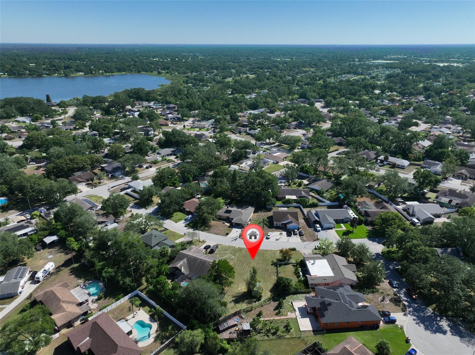 1114 Classic Dr Property Photo 13