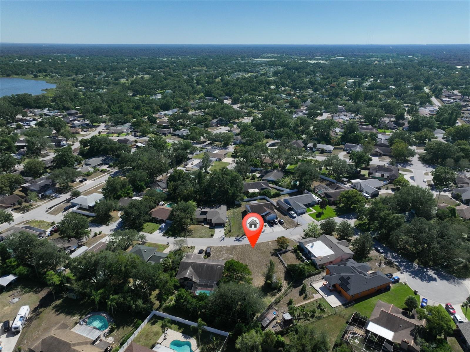 1114 Classic Dr Property Photo 14