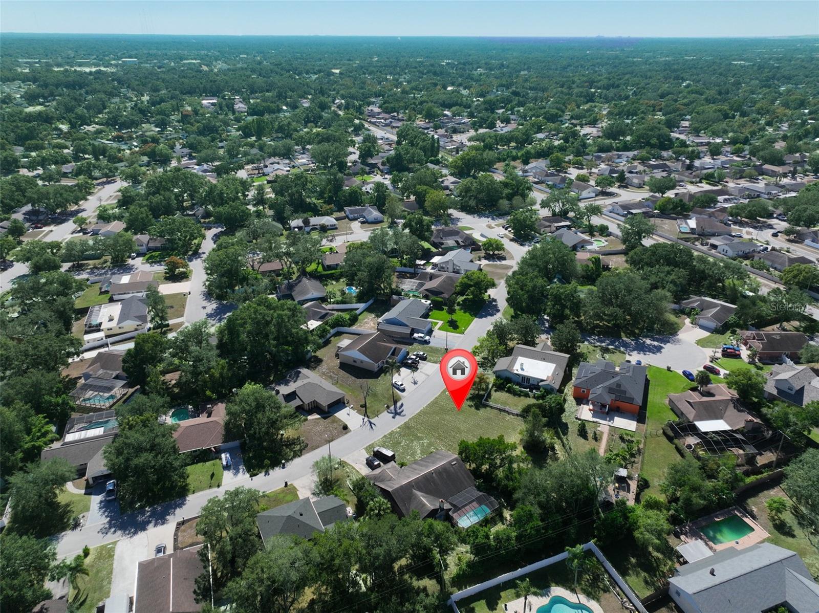 1114 Classic Dr Property Photo 16