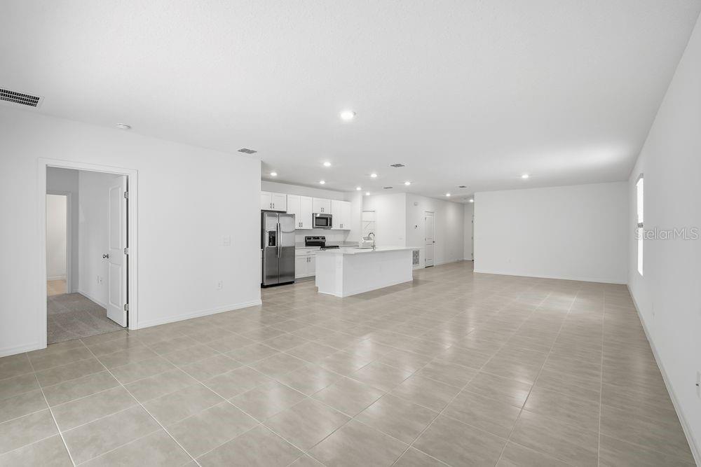13520 Tropical Breeze Way Property Photo 7