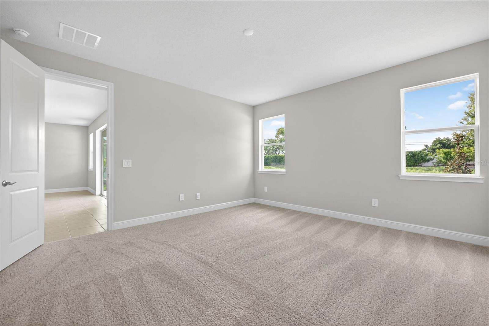 12341 49th St E Property Photo 15
