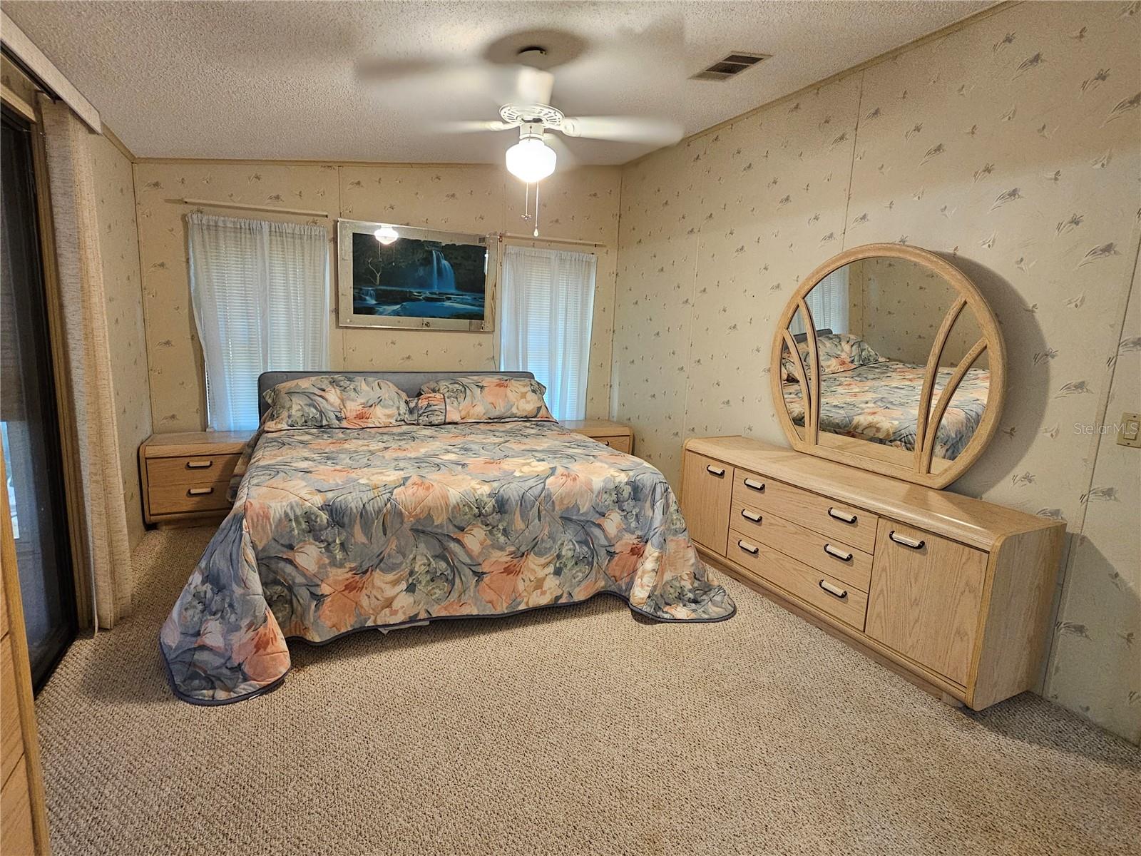 101 Dolphin Dr N Property Photo 19