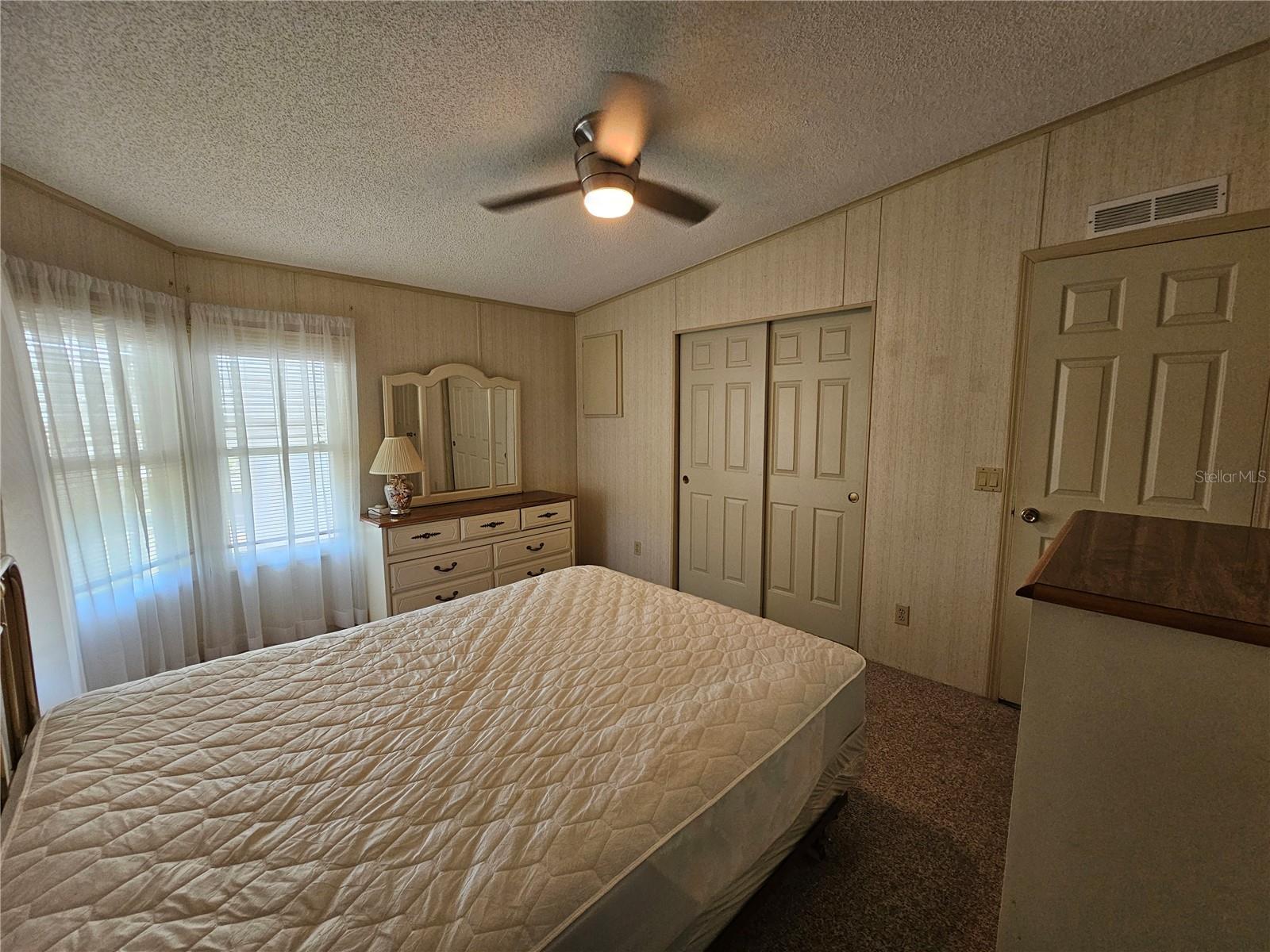 101 Dolphin Dr N Property Photo 24