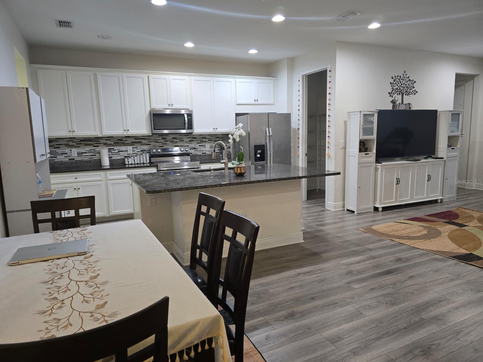 14234 Damselfly Dr Property Photo 9