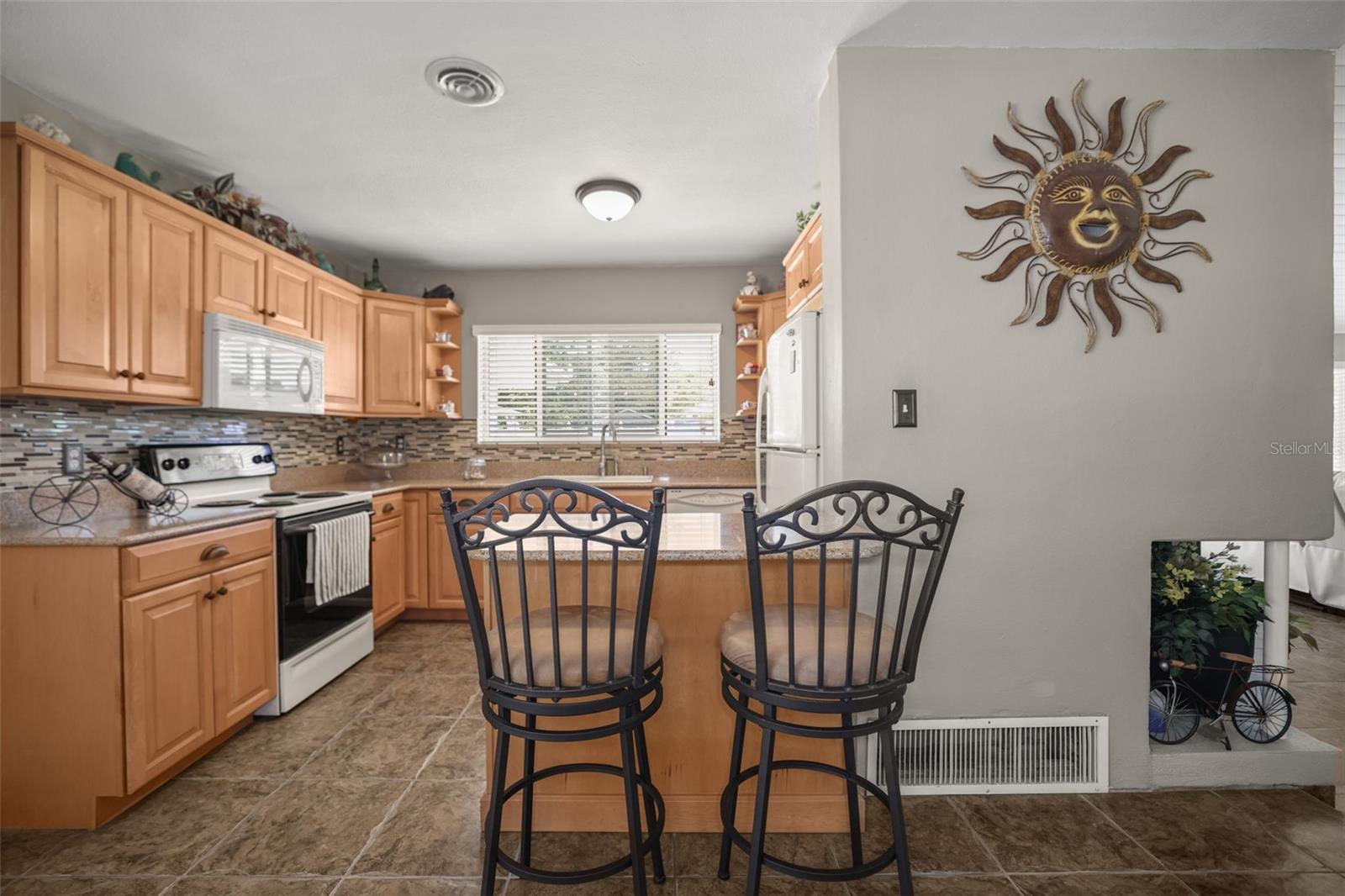 55 Valencia Dr Property Photo 7