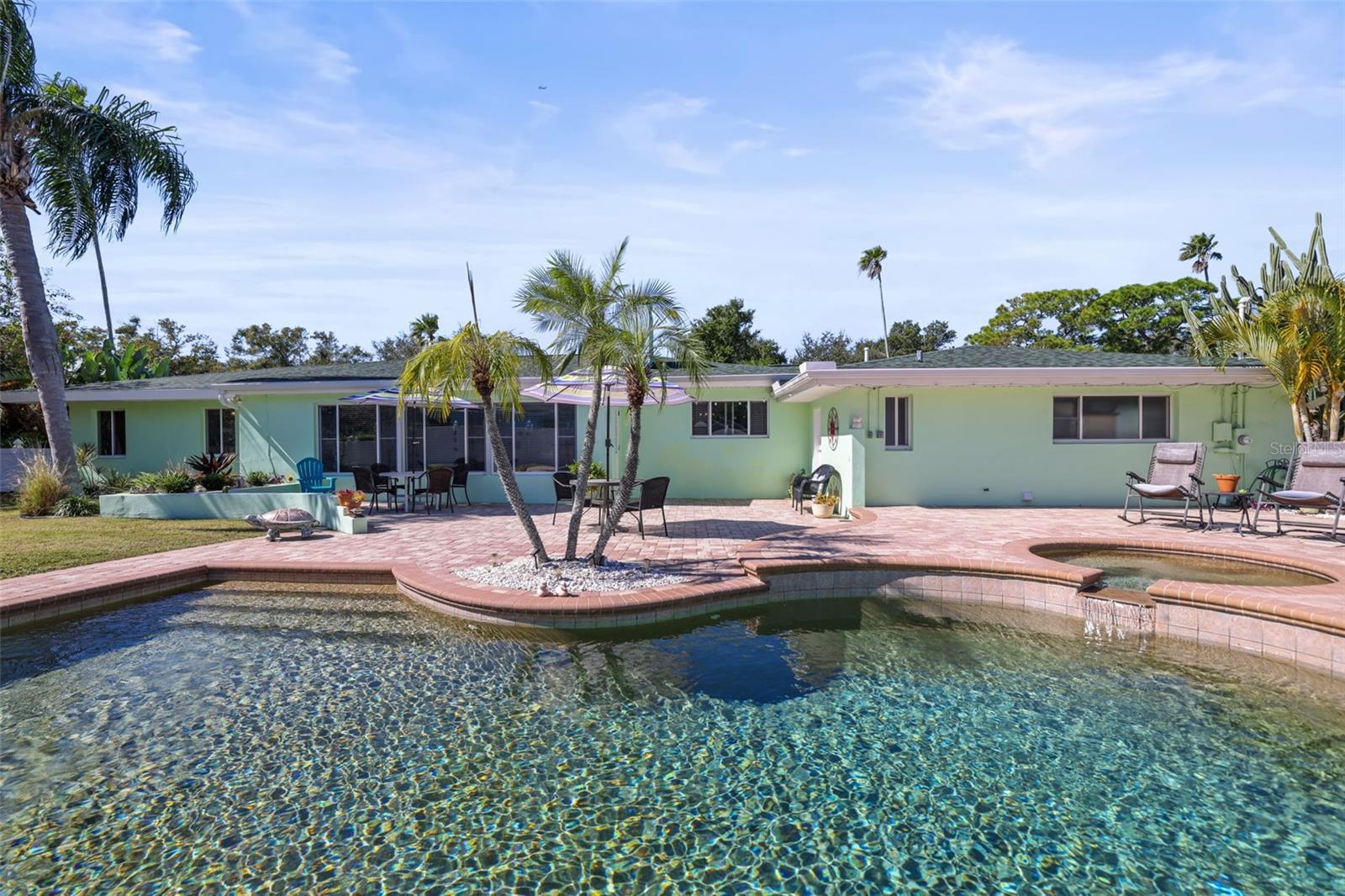 55 Valencia Dr Property Photo 8