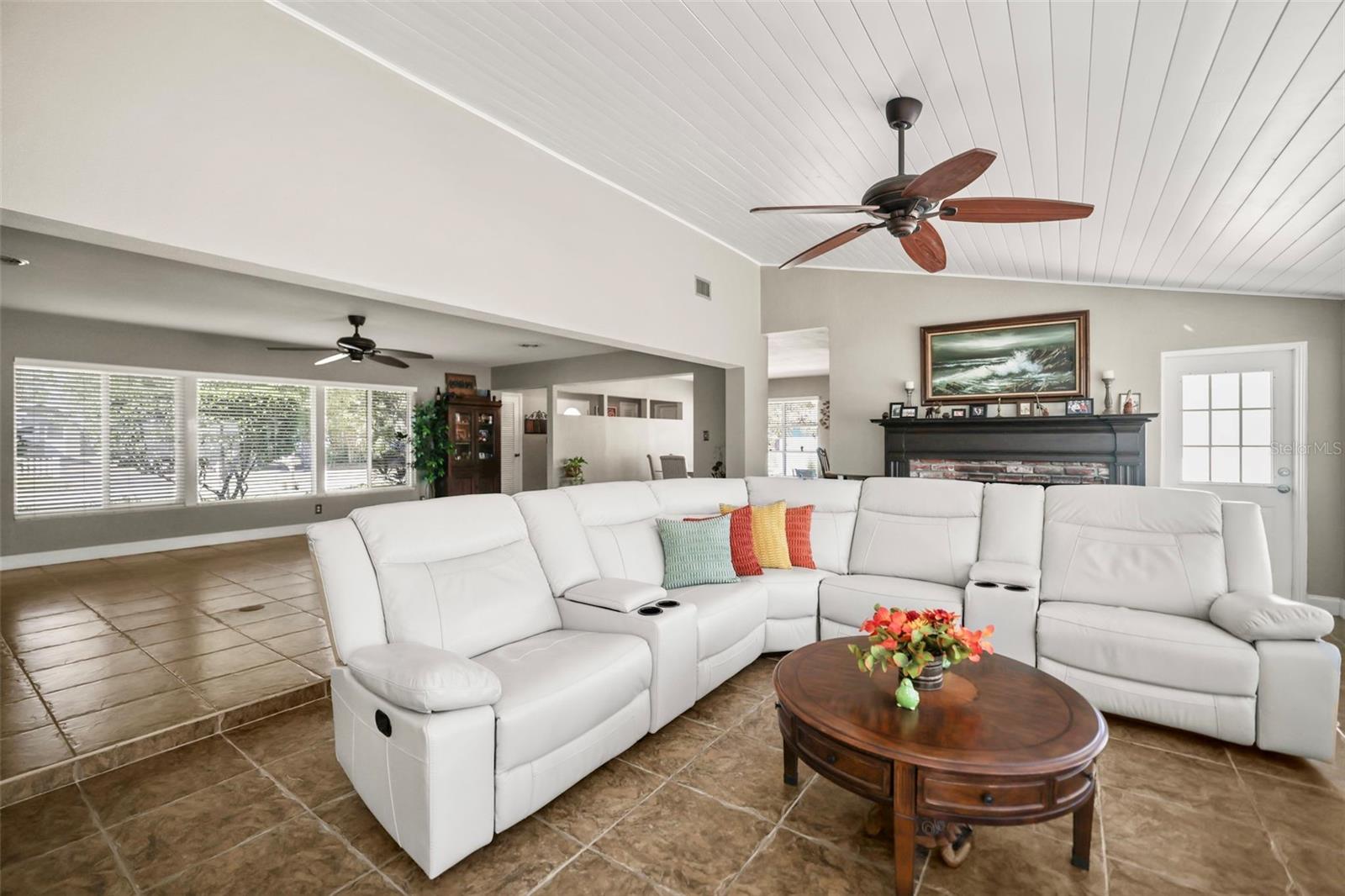 55 Valencia Dr Property Photo 23