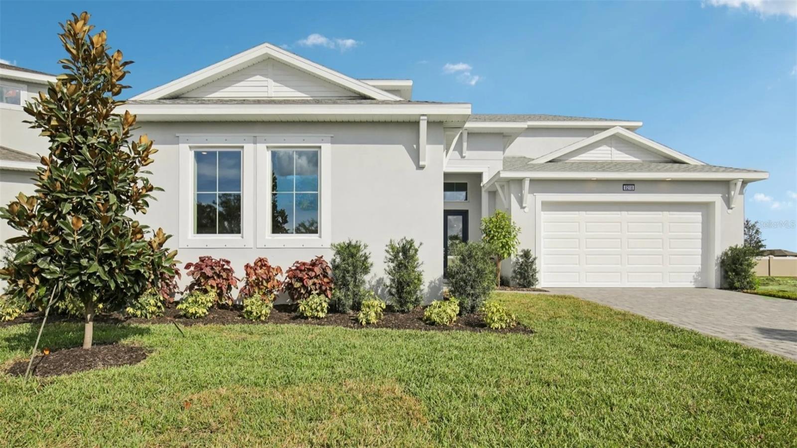 8218 Golden Beach Ct Property Photo 1