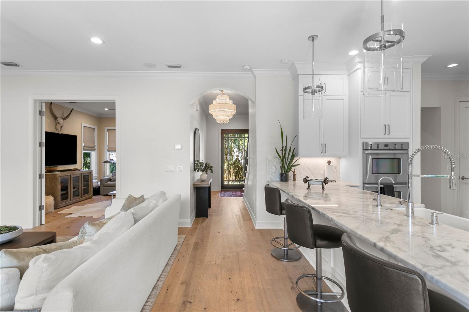 2633 N Dundee St Property Photo 15