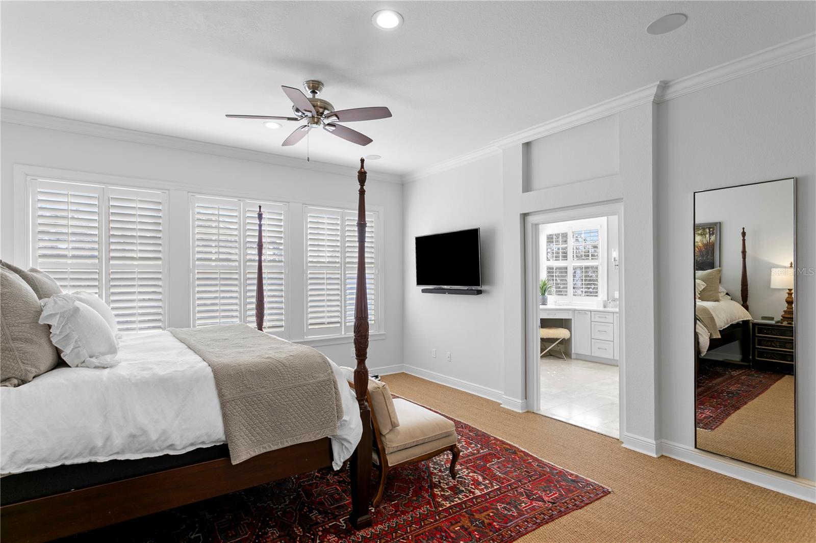 2633 N Dundee St Property Photo 32