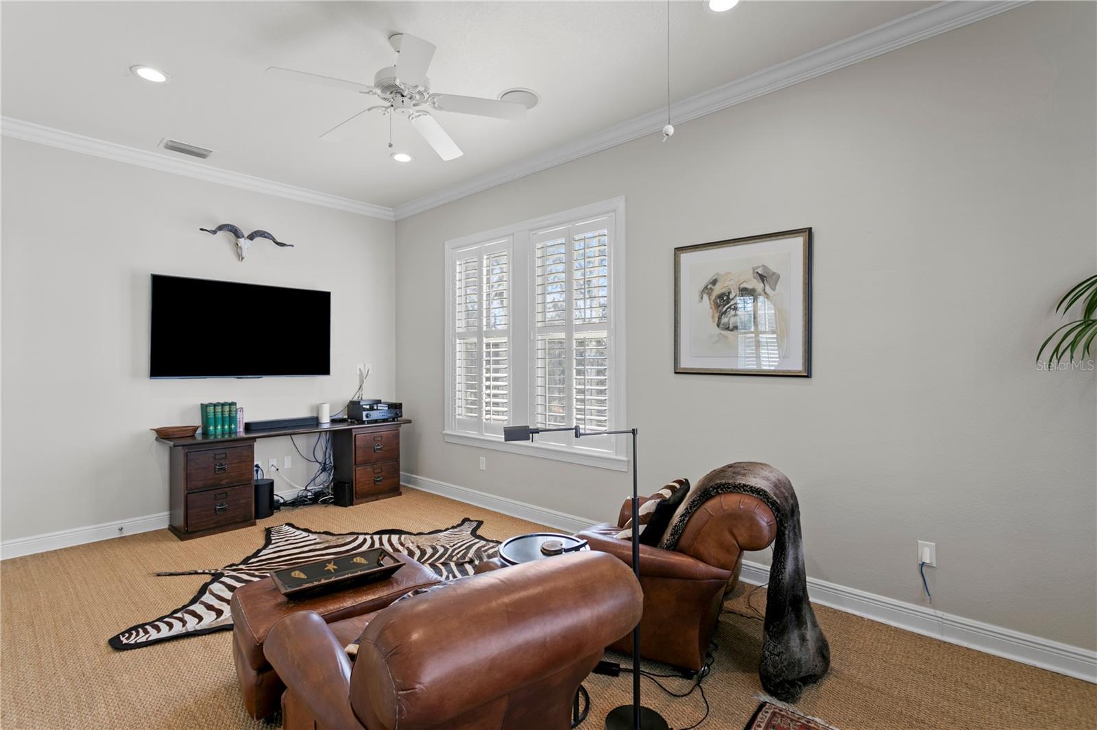 2633 N Dundee St Property Photo 40