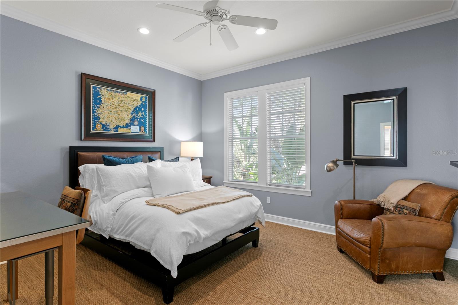 2633 N Dundee St Property Photo 47