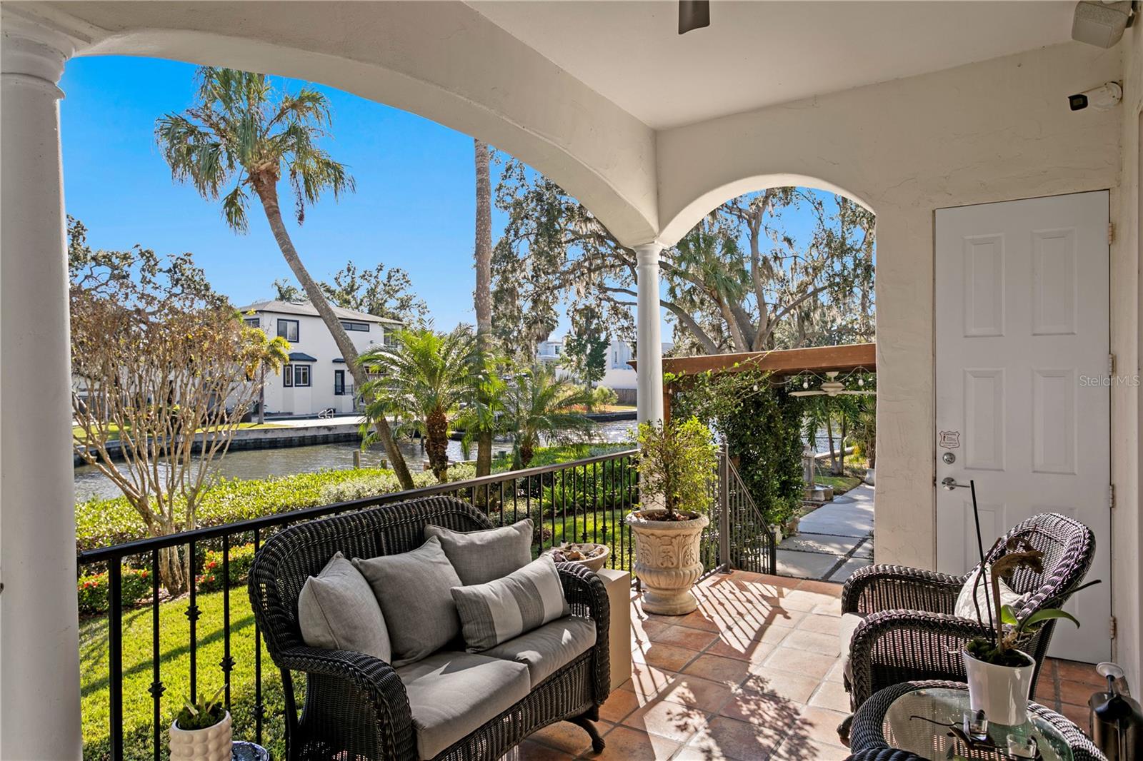 2633 N Dundee St Property Photo 57