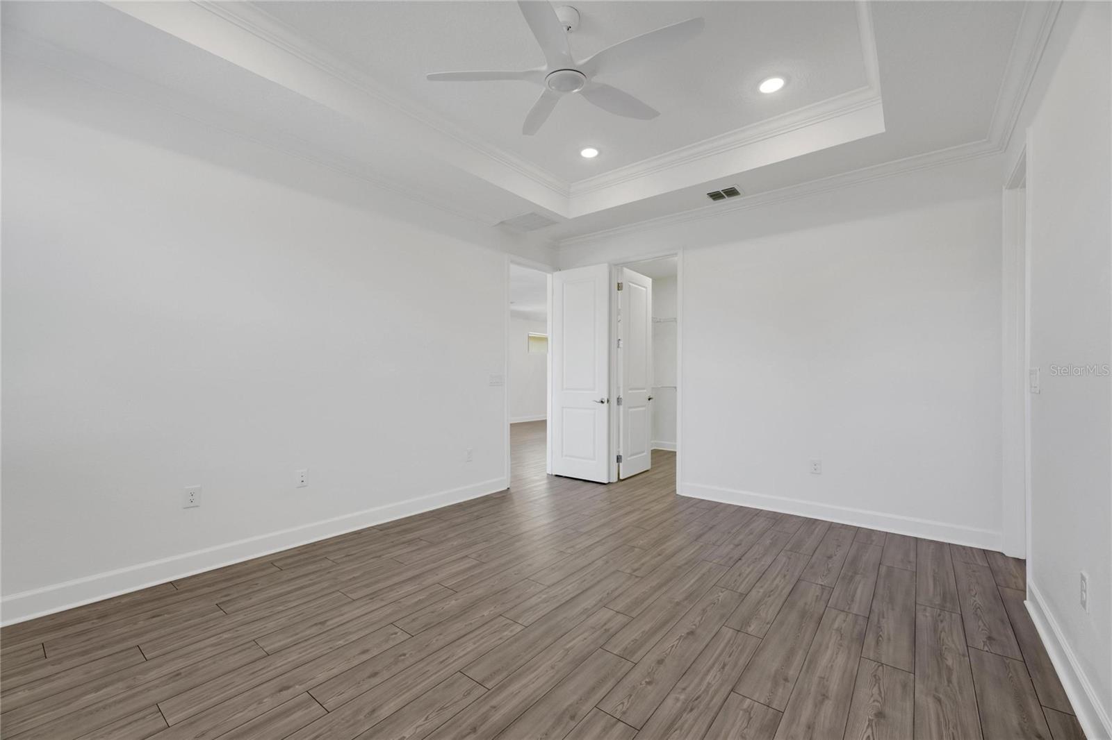923 Signet Dr Property Photo 32