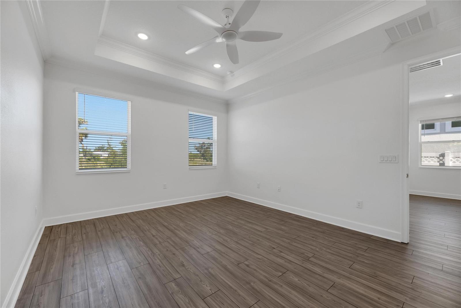 923 Signet Dr Property Photo 33