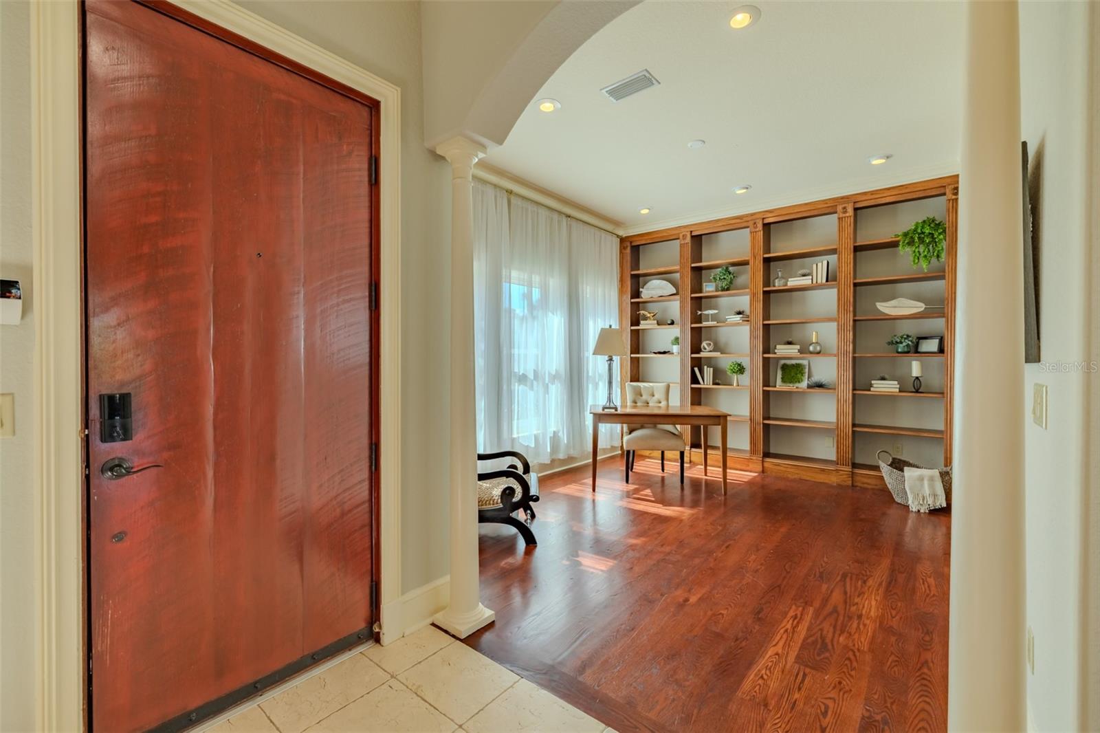 4605 W Vasconia St Property Photo 8