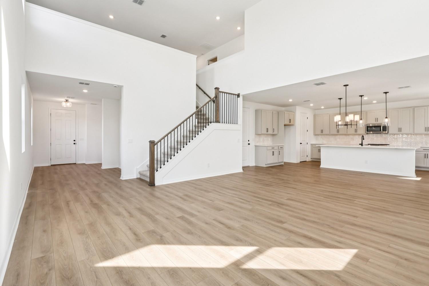 2298 Broadbrook Drive Property Photo 8