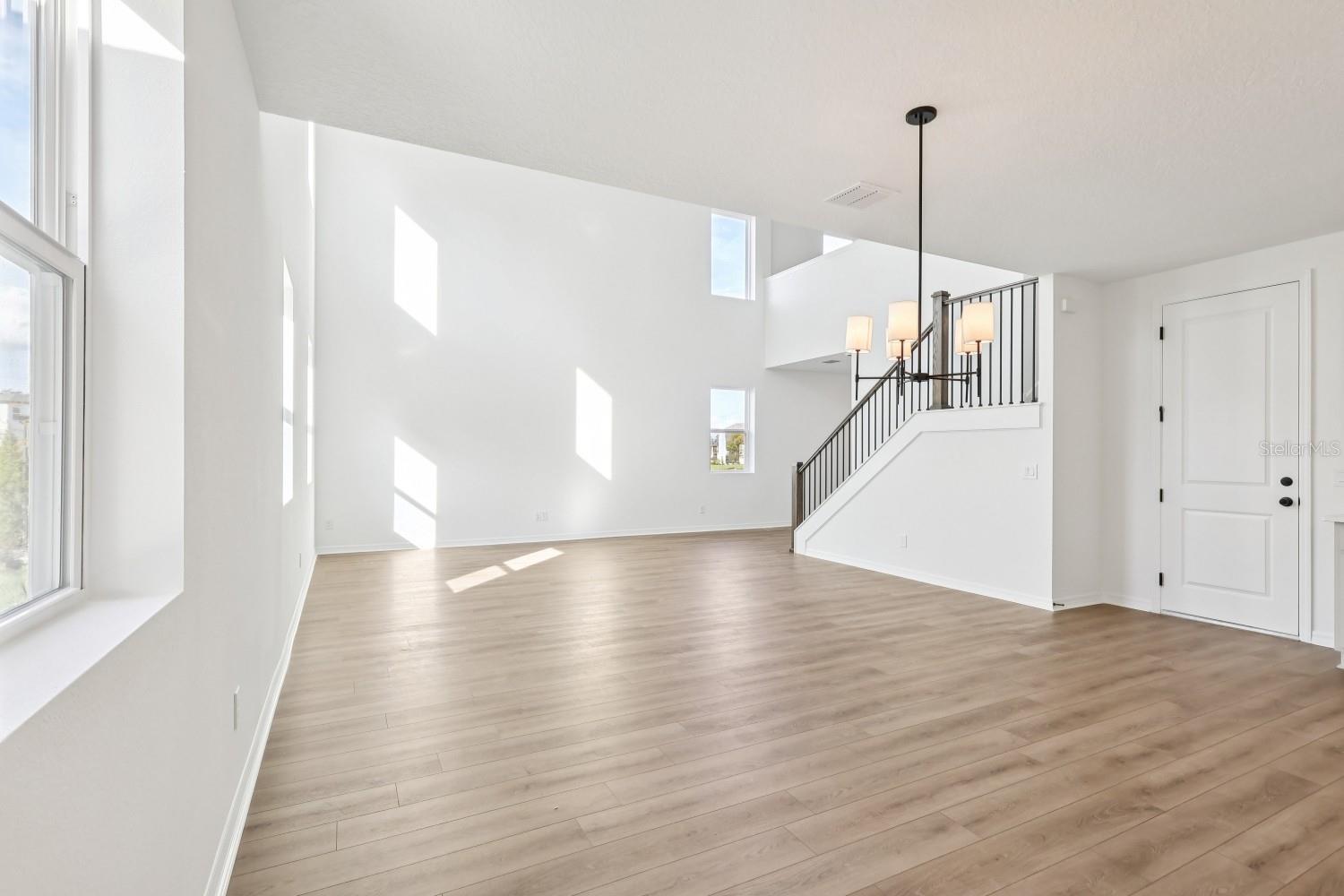 2298 Broadbrook Drive Property Photo 9